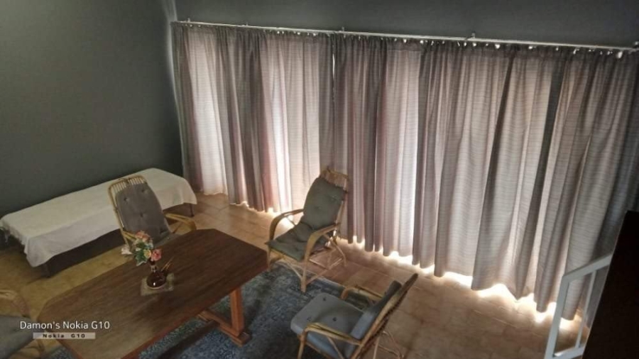 3 Bedroom Property for Sale in Trompsburg Free State